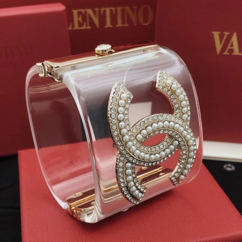 Chanel Bracelets Refined 229323