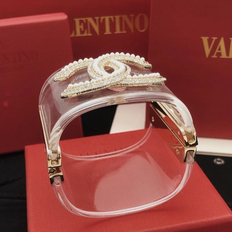 Chanel Bracelets Refined 229323