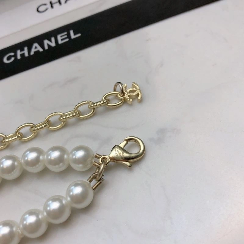 Sleek Chanel Bracelets 229321