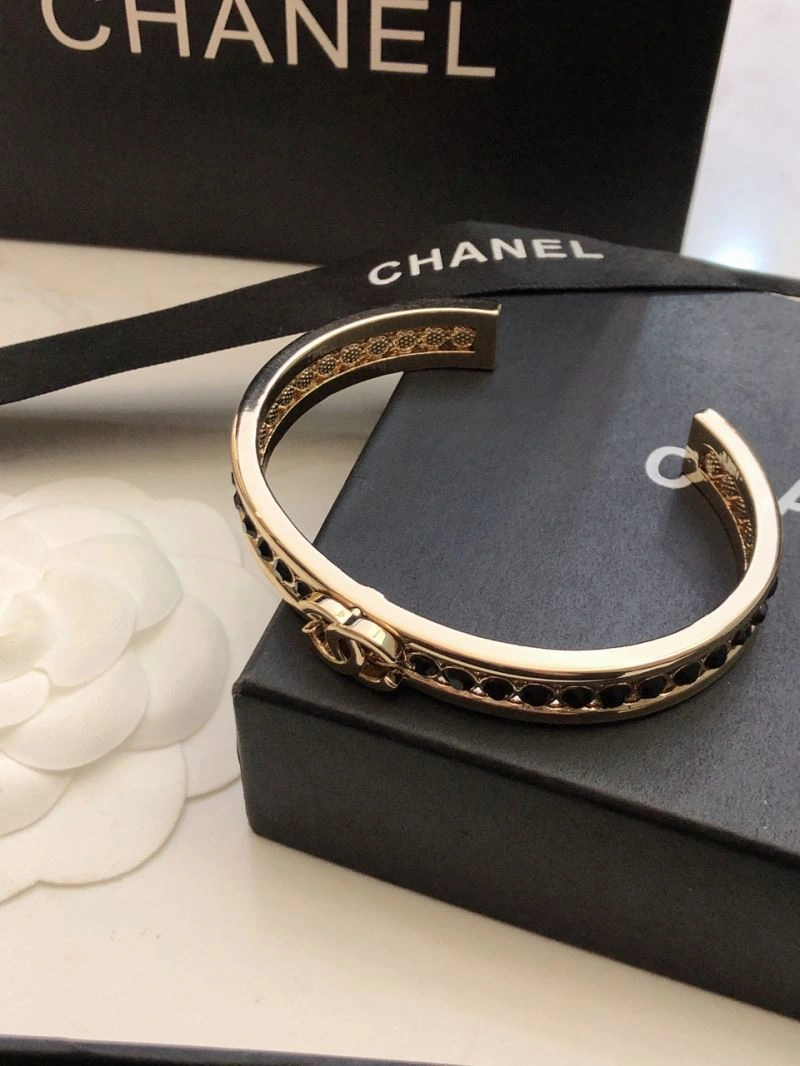 Chanel Bracelets Lightweight 229397