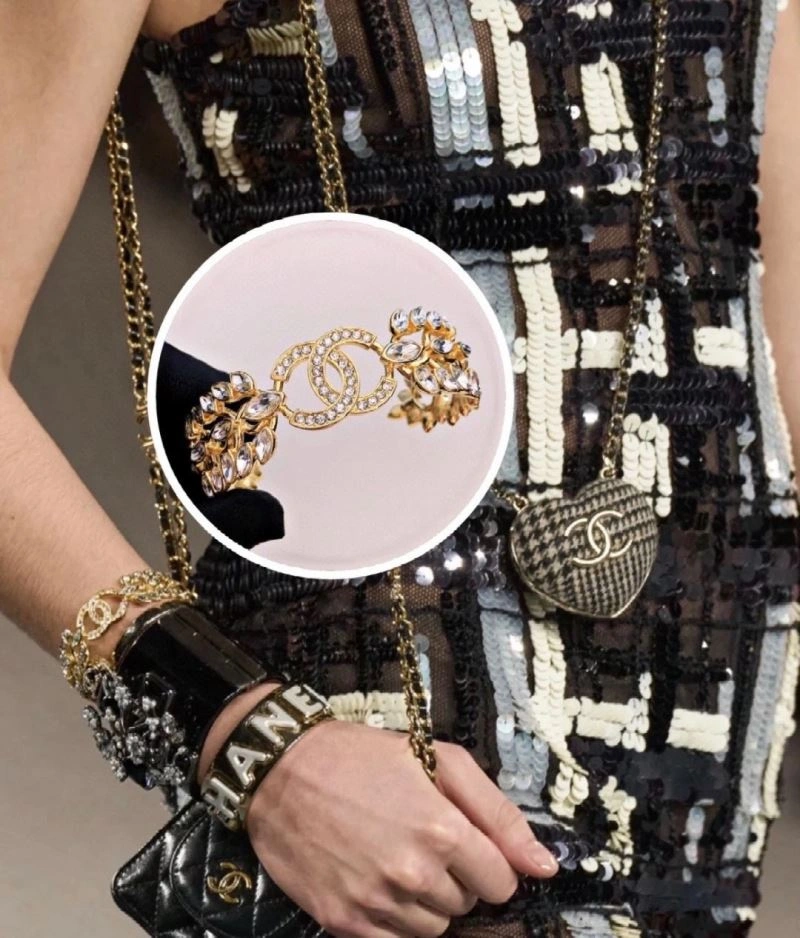 Chanel Bracelets Contemporary 229293