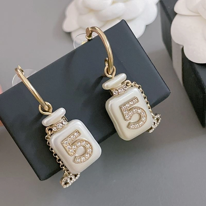 Classic Chanel Bracelets 229285