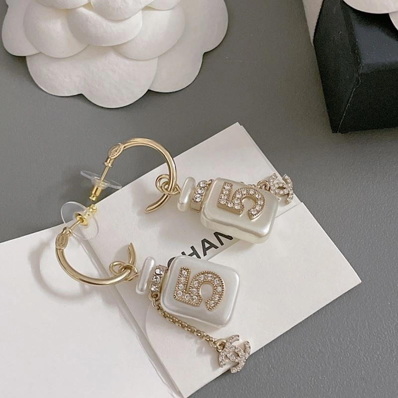 Classic Chanel Bracelets 229285