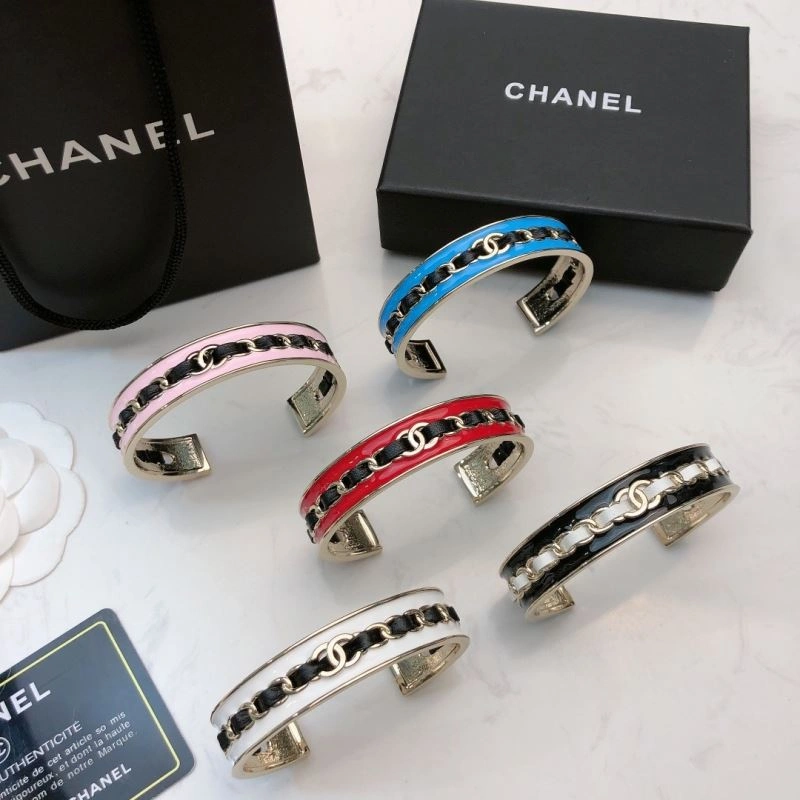 Tailored Chanel Bracelets 229291