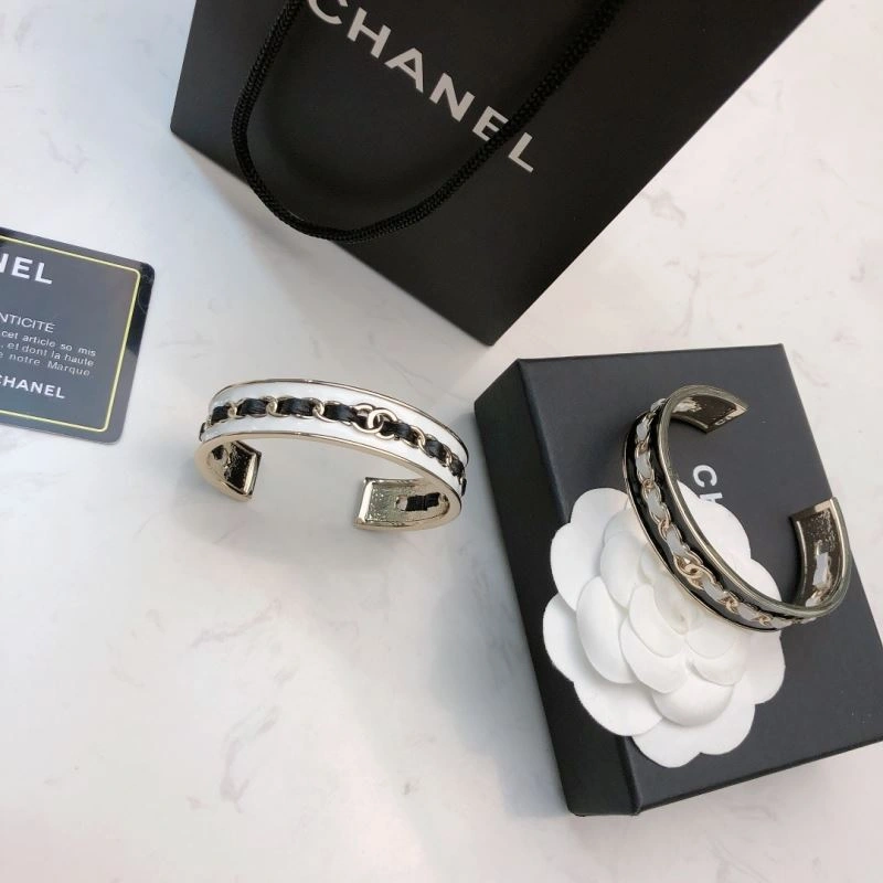 Tailored Chanel Bracelets 229291