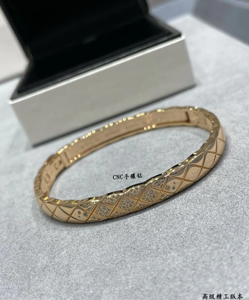 Elegant Chanel Bracelets 229279