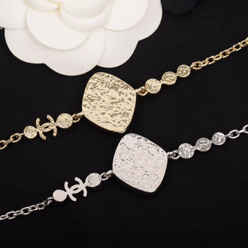 Casual Chanel Bracelets 229378