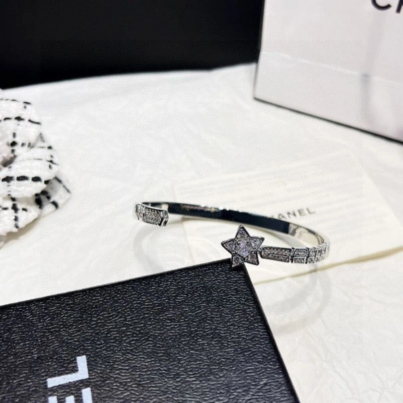 Neat Chanel Bracelets 229319