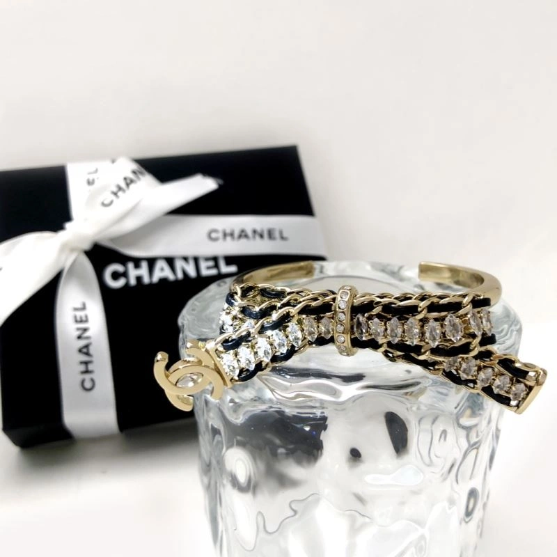 Thermal Chanel Bracelets 228415
