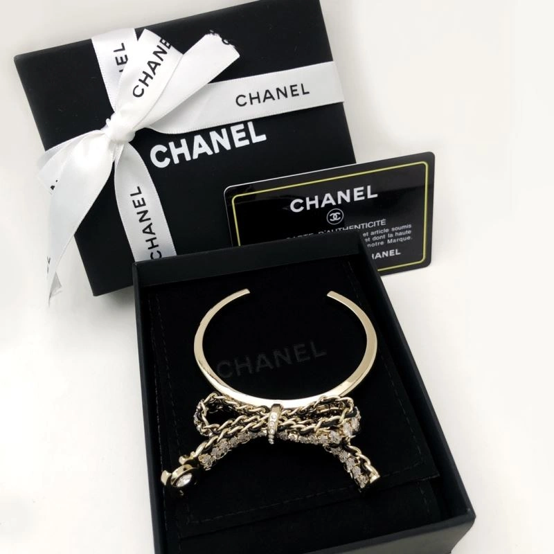 Thermal Chanel Bracelets 228415