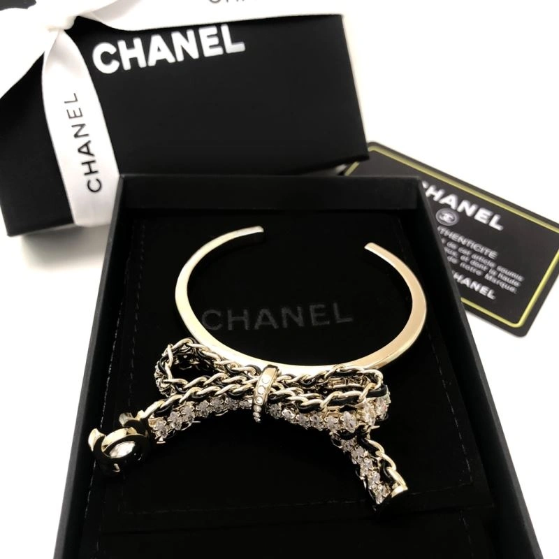 Thermal Chanel Bracelets 228415