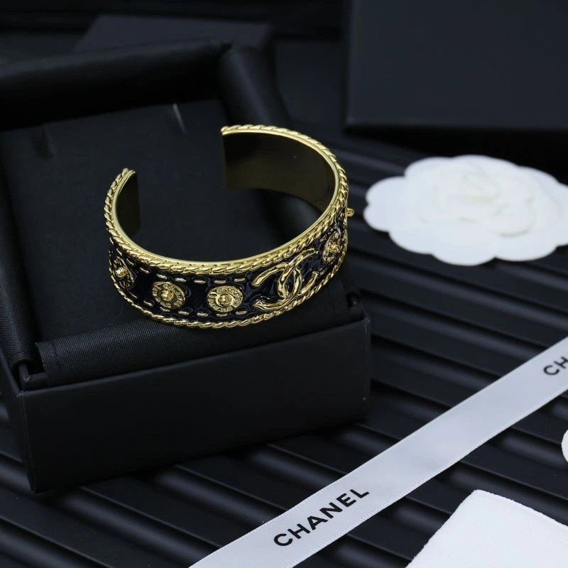 UrbanStyle Chanel Bracelets 228453