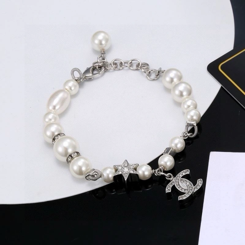Chanel Bracelets Contemporary 228405