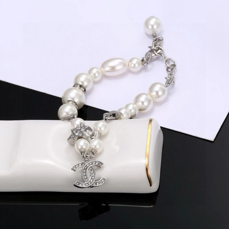 Chanel Bracelets Contemporary 228405