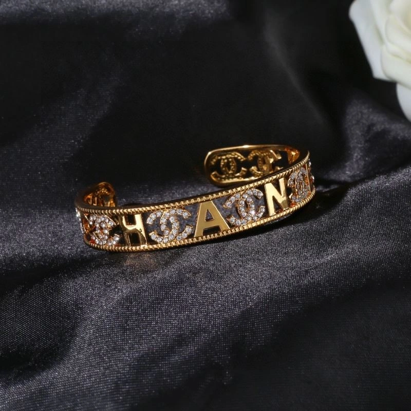 Chanel Bracelets Reliable 228425