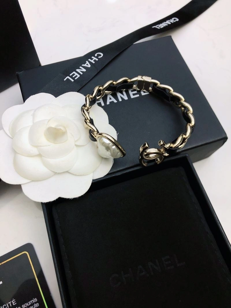 Chanel Bracelets Refined 228387