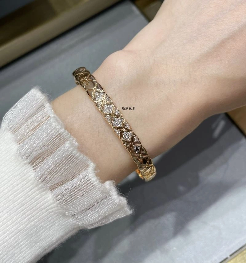 Sleek Chanel Bracelets 228433