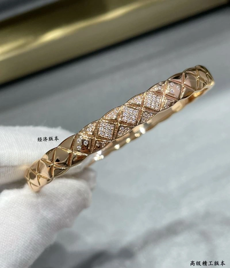 Sleek Chanel Bracelets 228433