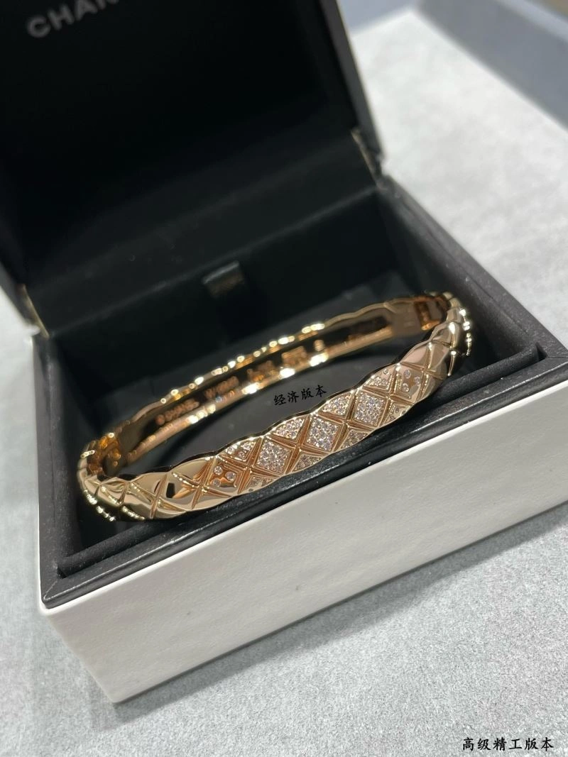Sleek Chanel Bracelets 228433