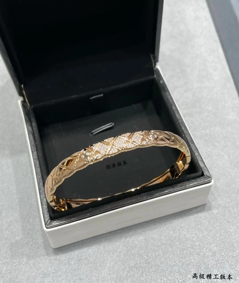 Sleek Chanel Bracelets 228433
