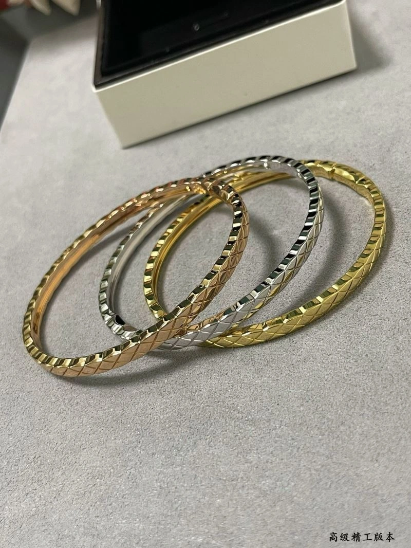 Versatile Chanel Bracelets 228475