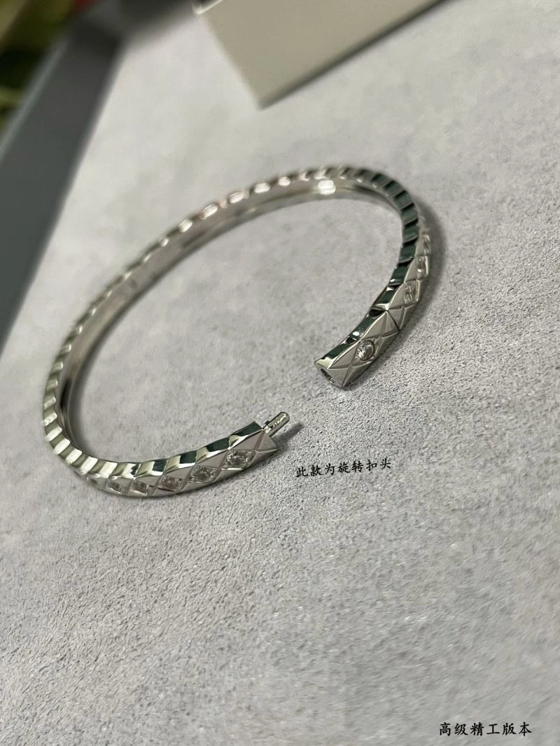 Efficient Chanel Bracelets 228373
