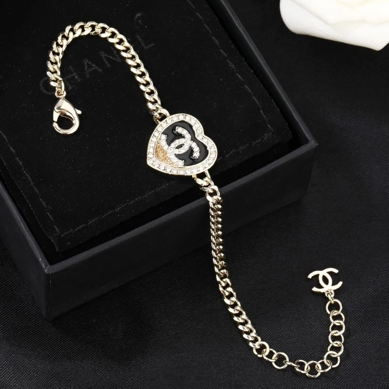 Chanel Bracelets Snug 228378