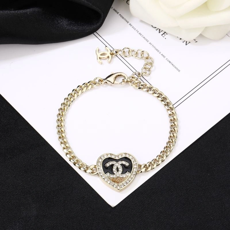 Chanel Bracelets Snug 228378