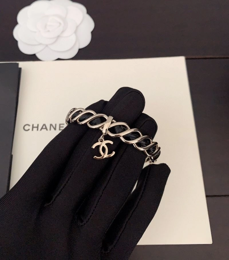 Chanel Bracelets Comfortable 228379