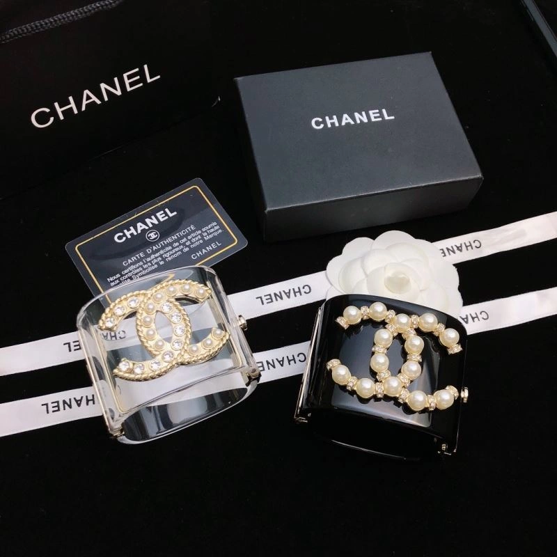 Casual Chanel Bracelets 228369