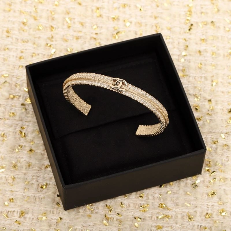 Chanel Bracelets Stretchable 228359