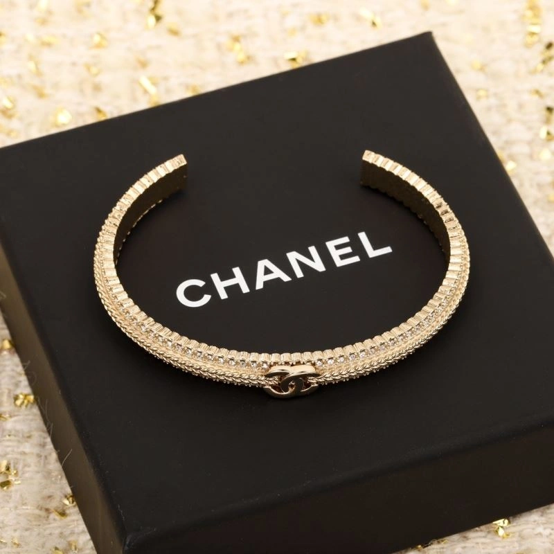 Chanel Bracelets Stretchable 228359