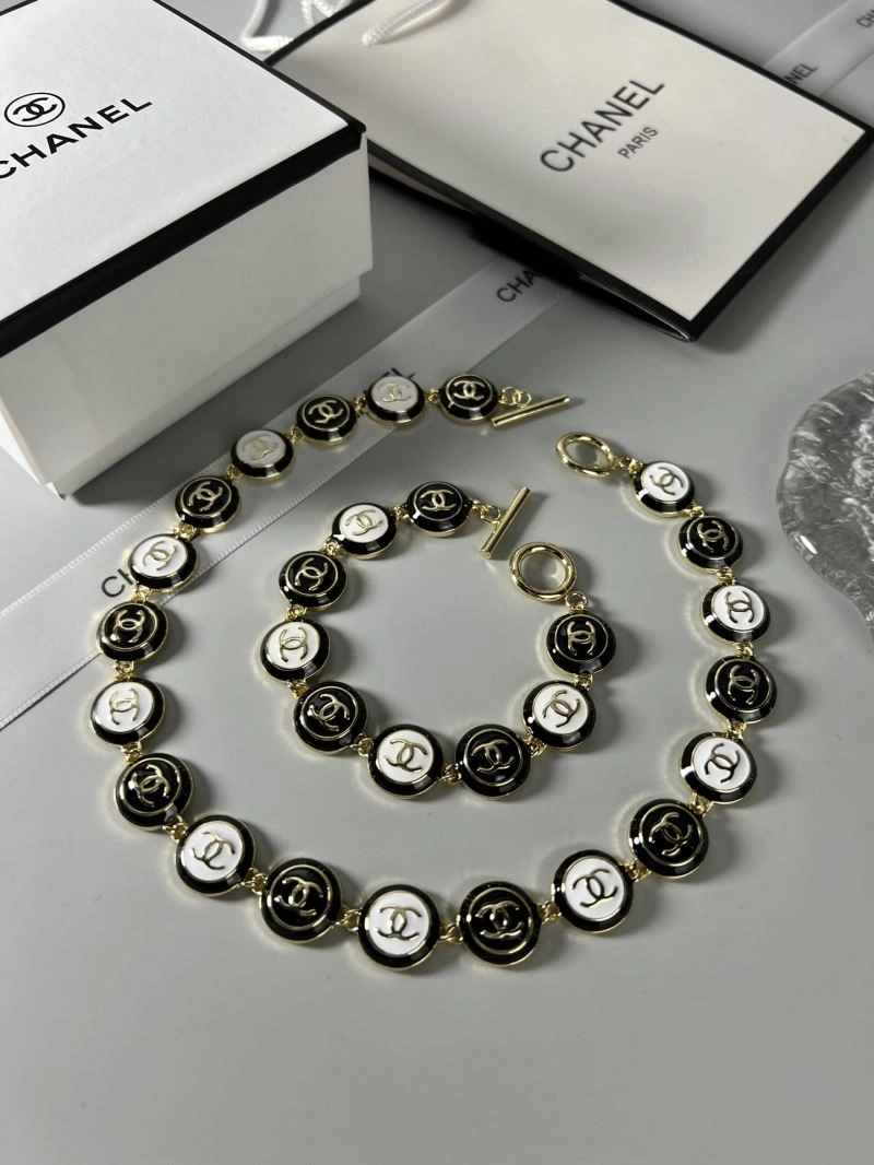 Chanel Bracelets Durable 228354