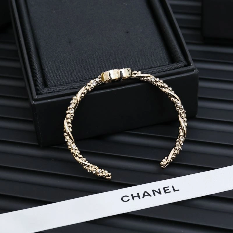 Durable Chanel Bracelets 228352
