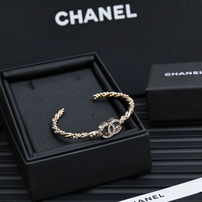 Durable Chanel Bracelets 228352