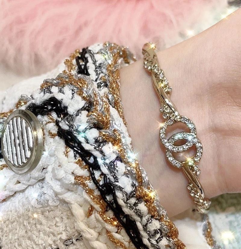 Durable Chanel Bracelets 228352