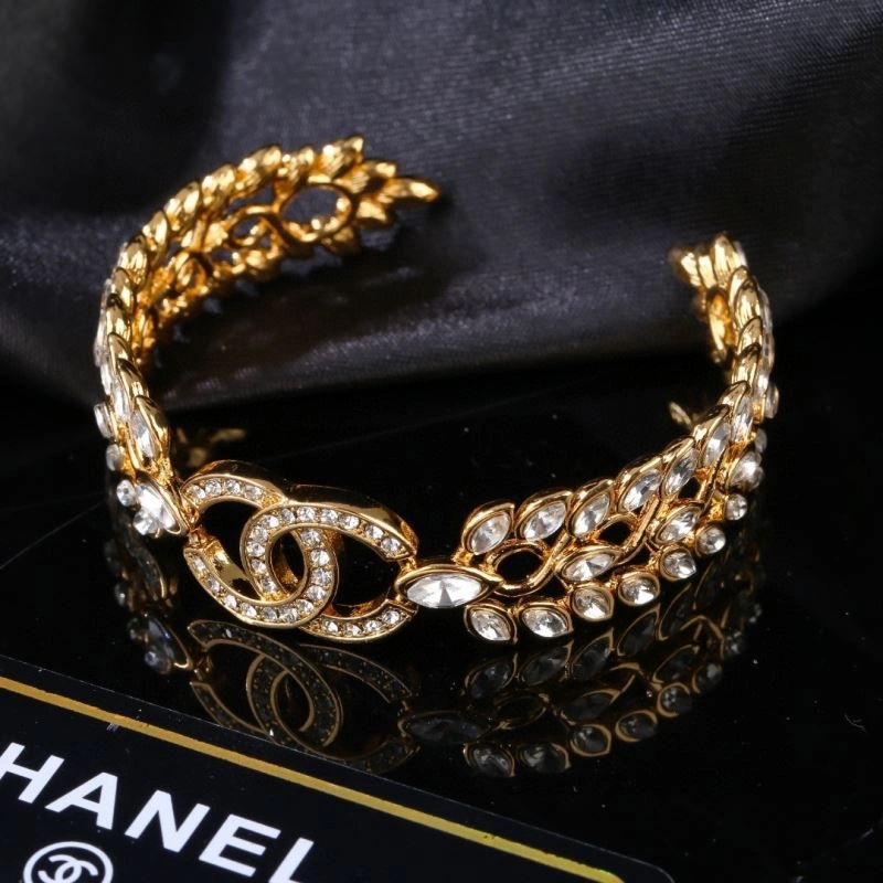 Chanel Bracelets Contemporary 228355