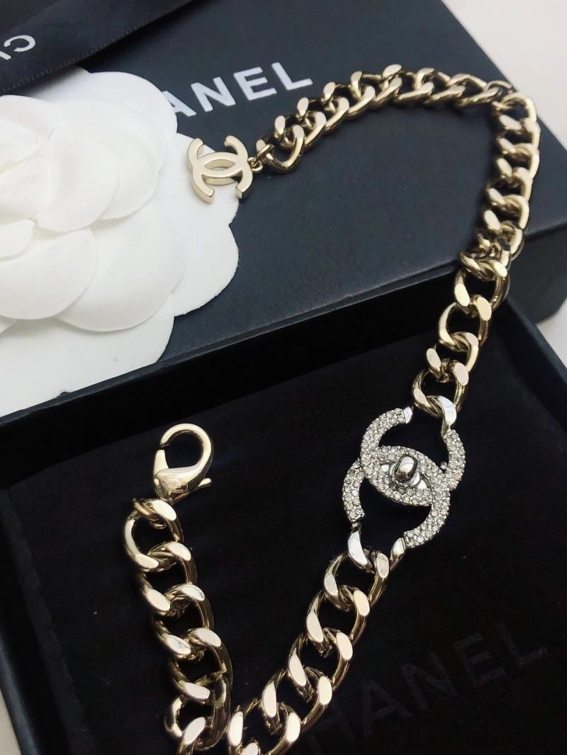 Chanel Bracelets Snug 228349