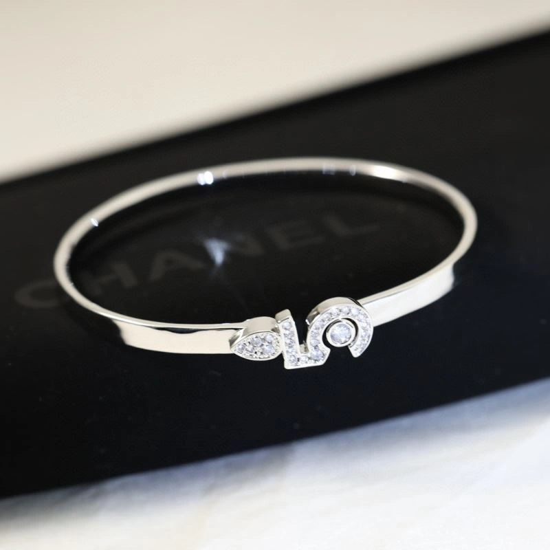 Practical Chanel Bracelets 228347