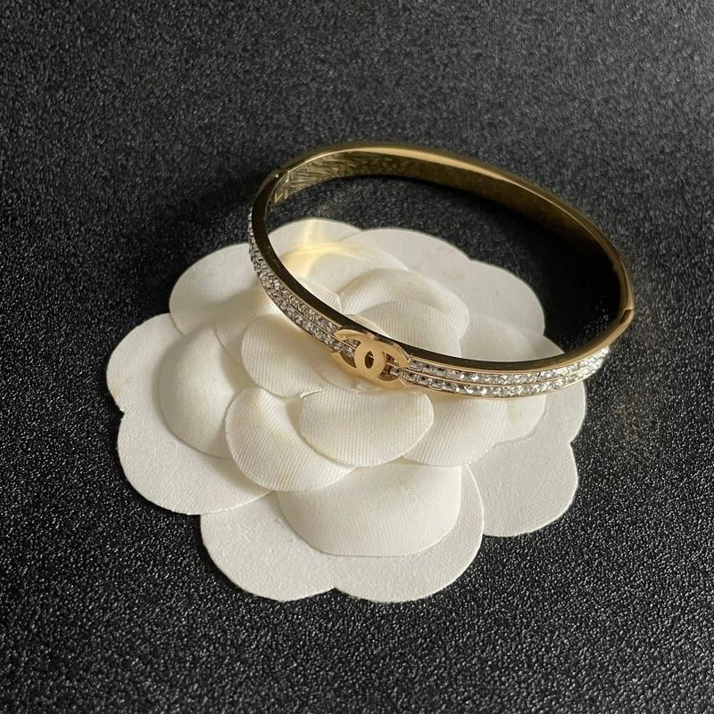 Chanel Bracelets Lightweight 226477