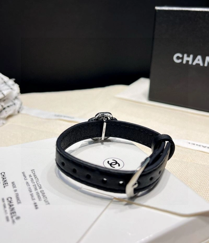 Chanel Bracelets Elegant 226456