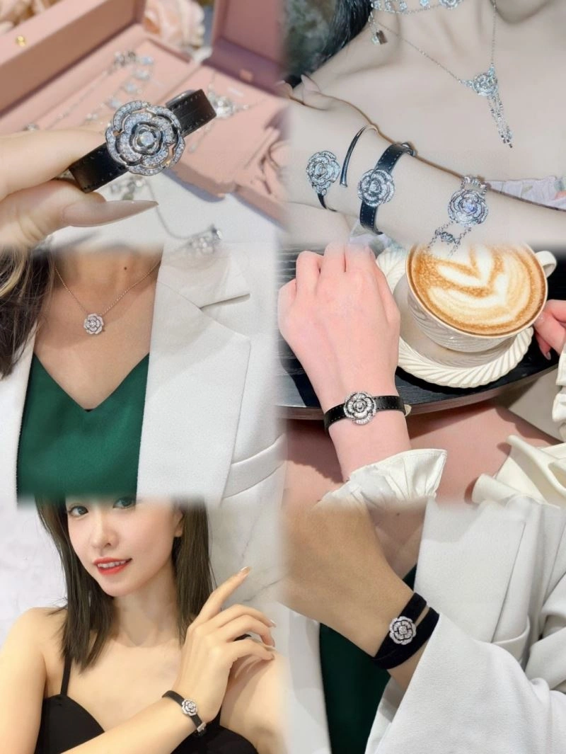 Chanel Bracelets Elegant 226456