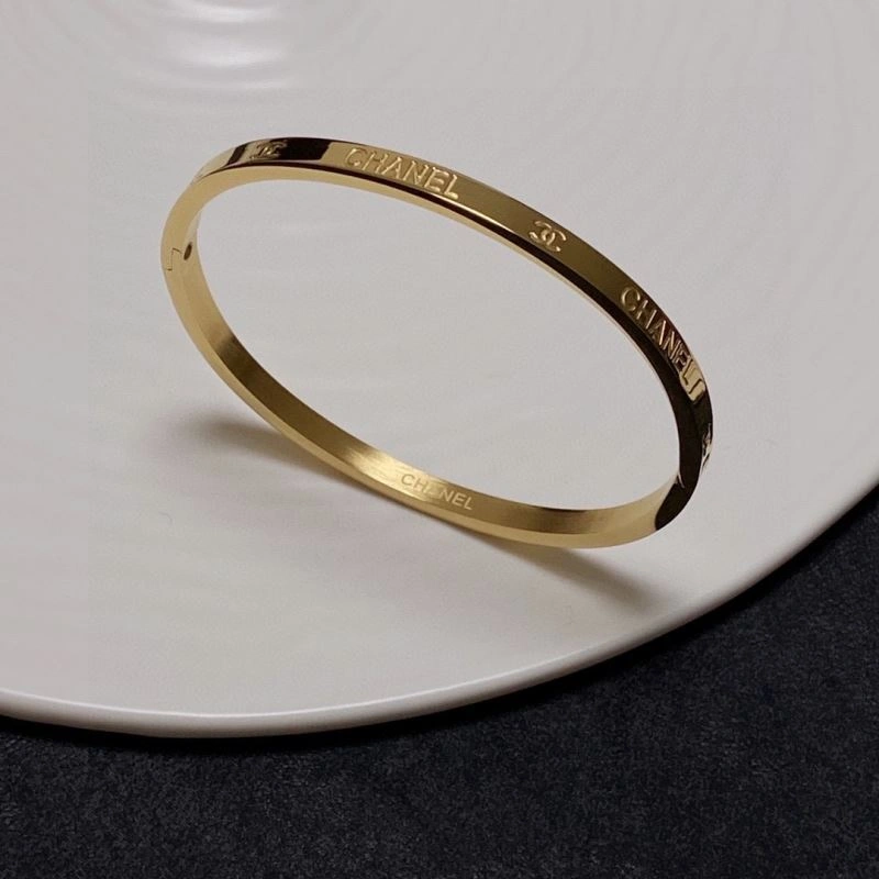 WellDesigned Chanel Bracelets 226434