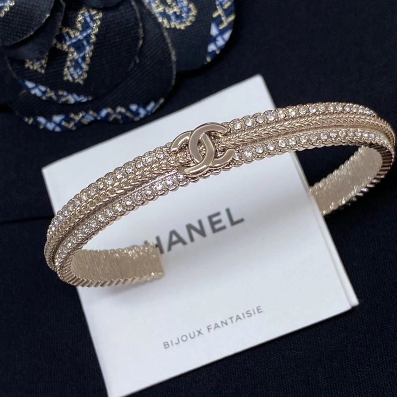 RelaxedFit Chanel Bracelets 226445