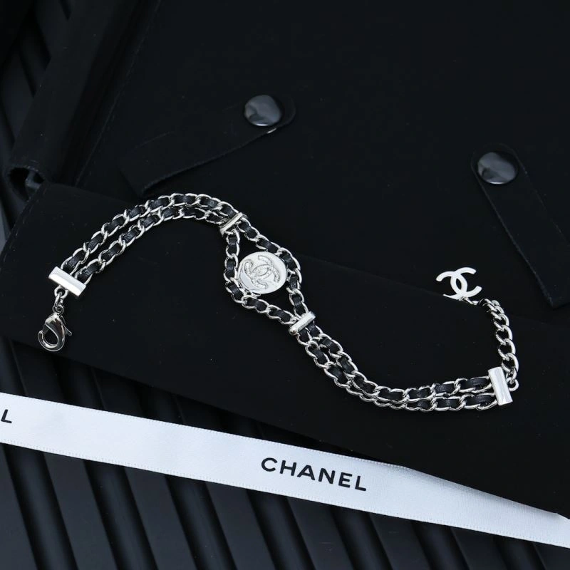 Chanel Bracelets Stylish 226426