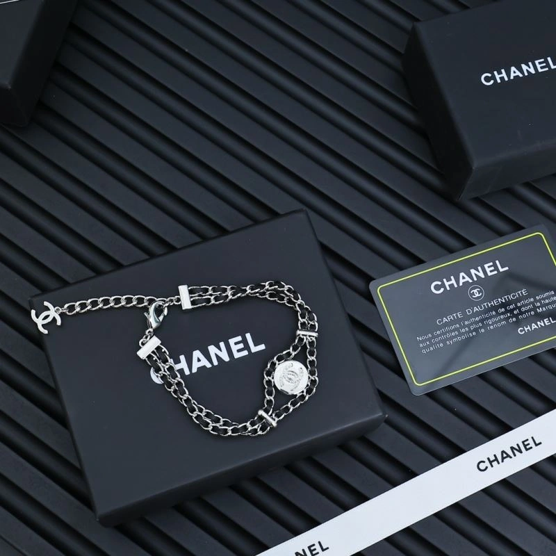 Chanel Bracelets Stylish 226426