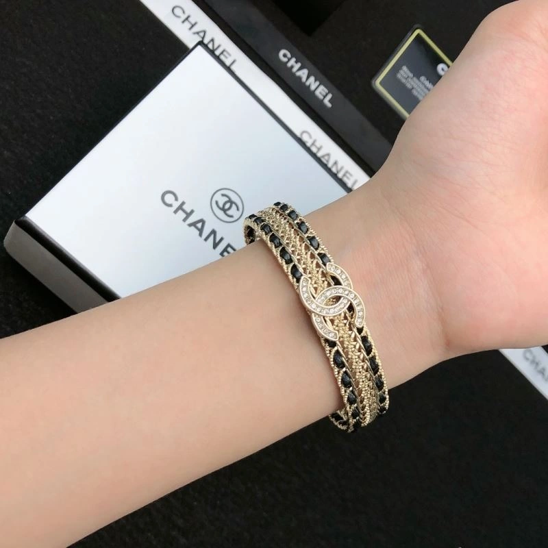 Snug Chanel Bracelets 226483