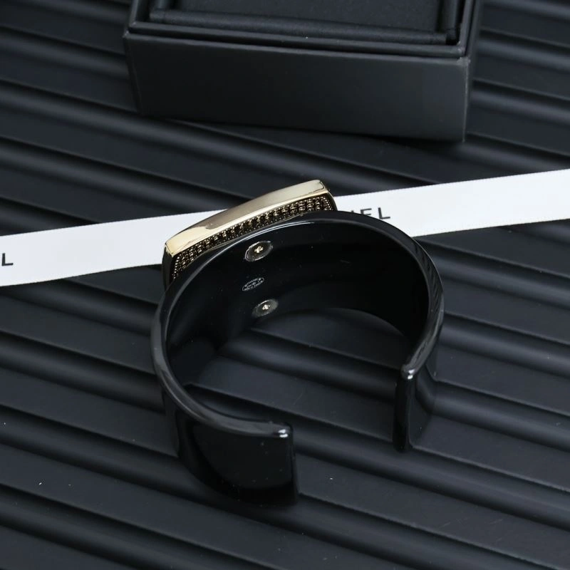 Chanel Bracelets Lightweight 226421