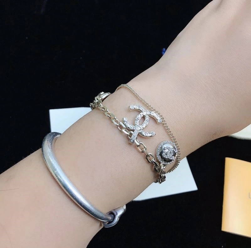 Chanel Bracelets Contemporary 225696
