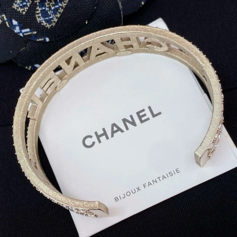 Contemporary Chanel Bracelets 225677